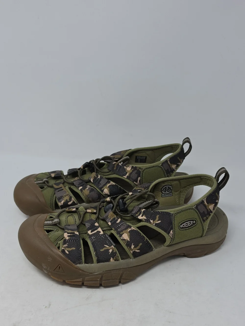 Keen Olive Green Camo Closed-Toe Hiking Sandals Men's Size 12